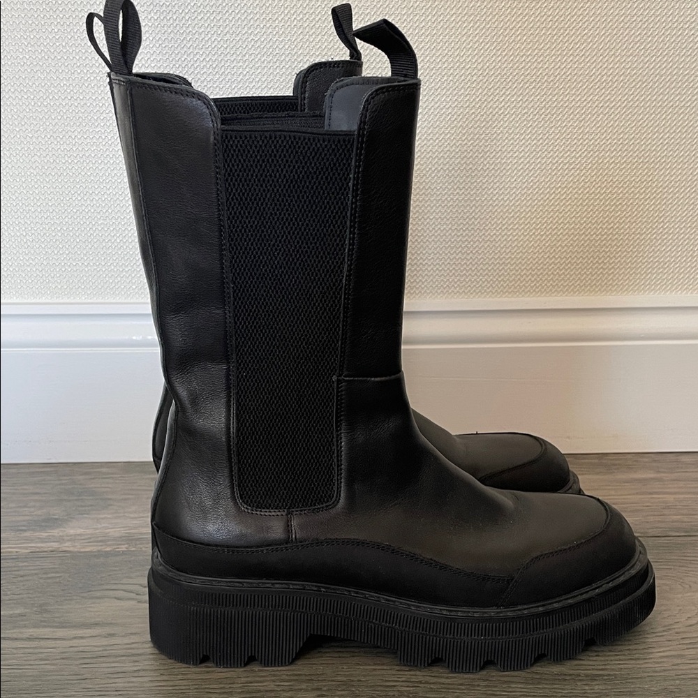 Voile Blanche Melba Black Leather Chunky Boots- size 41